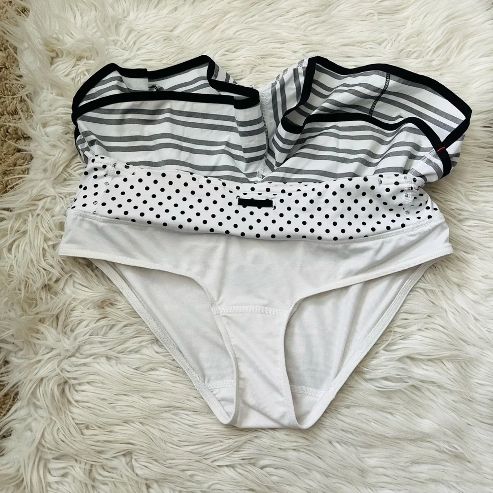 {Lululemon} Run: Speed Short in Twin Stripe Black / Mod Dot Printed Black - 6 - Picture 9 of 11